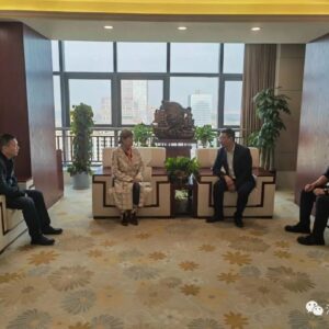 土耳其华商会副主席兼秘书长许春一行来陕西汉柏智联科技有限公司参观交流